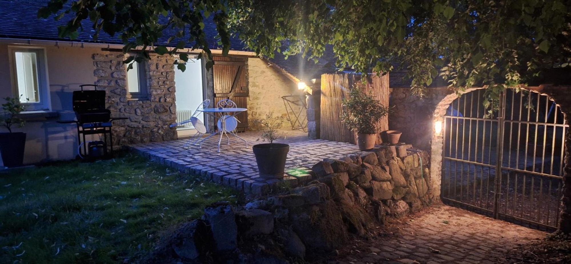 Le Relais Des Clefs - Au Calme Du Gatinais - Escapade A Deux - Terrasse Privee - Wifi - Offre Romantique Sur Demande Valpuiseaux Εξωτερικό φωτογραφία